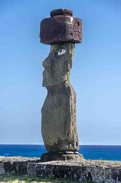 149 - Chile - isla de Rapa Nui o Pascua - Tahai - Ahu Ko Te Riku